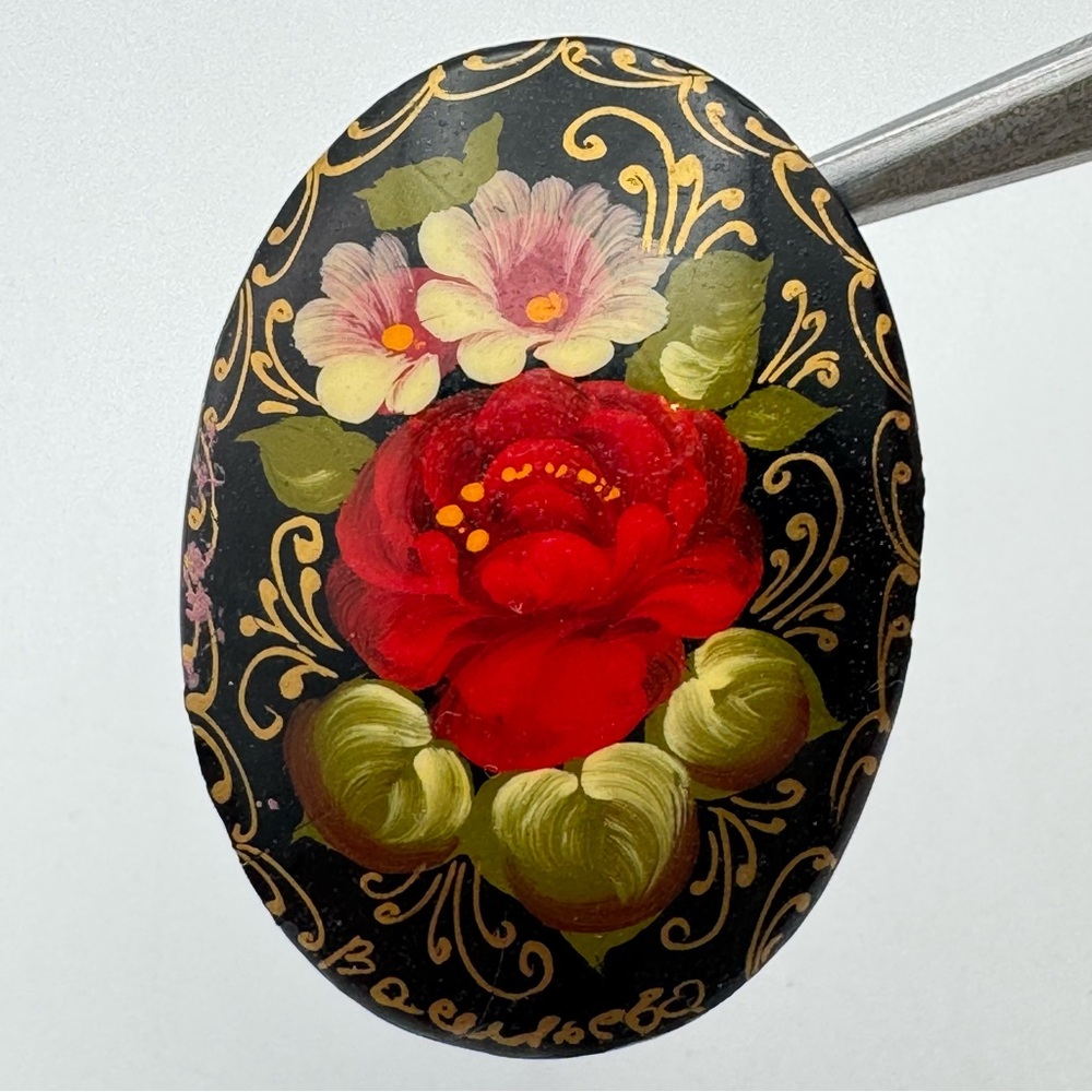 Beautiful Vintage Russian Hand Painted Floral Wooden Lacquer Brooch